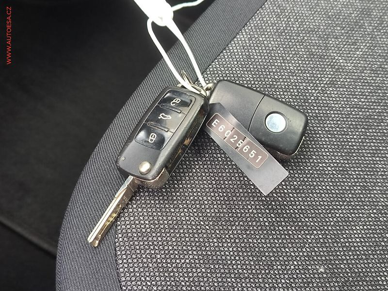 Škoda Yeti (2014) 1.4 TSi, Active, TZ - fotka 15 z 15