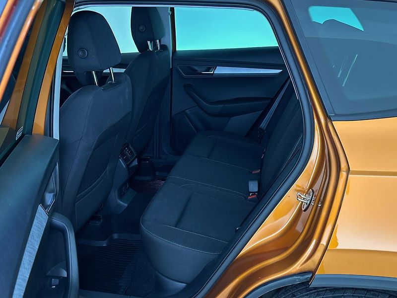 Škoda Karoq Selection DSG - fotka 8 z 29
