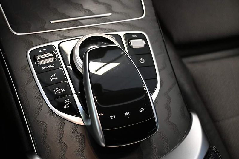 Mercedes-Benz Třídy C (2021) 2.0 300 DE 9G-TRONIC AVANTGARD - fotka 19 z 33