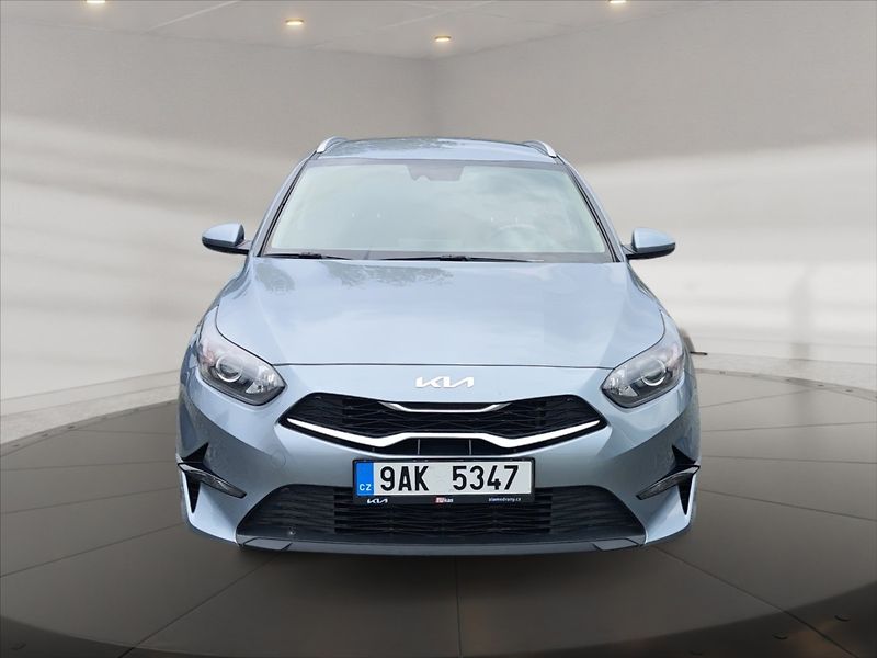 Kia Ceed 1,5 T-GDI Fresh - fotka 3 z 11