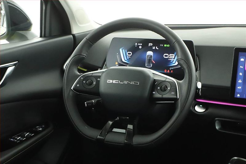 BAIC X55 (2025) ALL IN 1.5 T - fotka 8 z 18