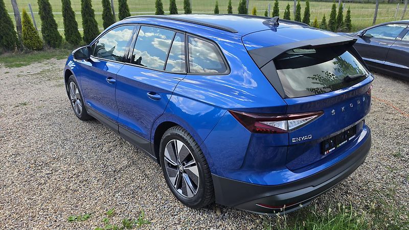 Škoda Enyaq (2022) 62 kWh | LED - fotka 4 z 10