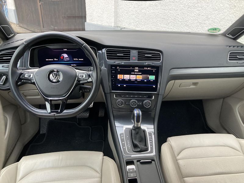 Volkswagen Golf (2019) MATRIX NAV DYNAUDIO WINTERPAKE - fotka 12 z 32