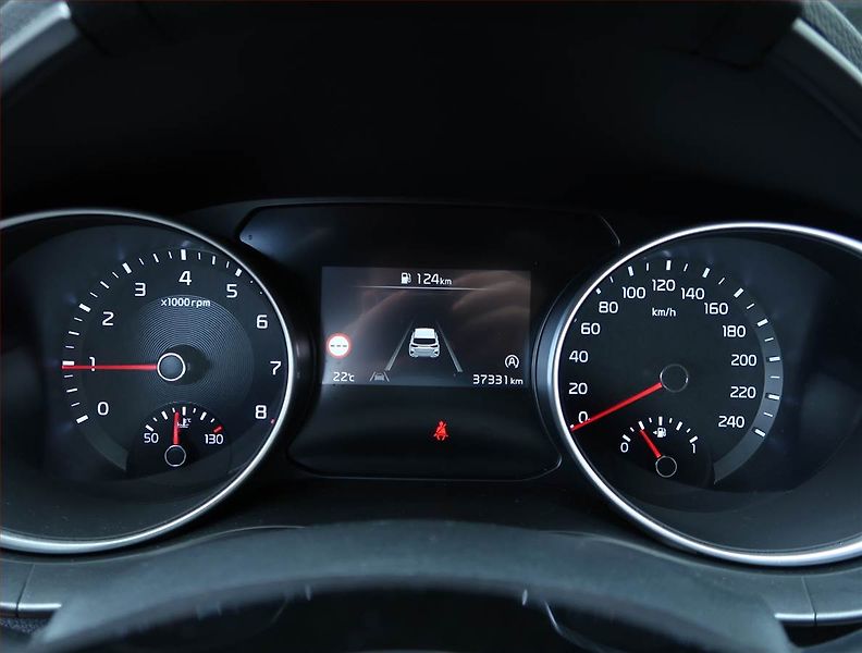 Kia Ceed (2025) Spin 1.0 T-GDI, ČR,1.maj - fotka 11 z 18