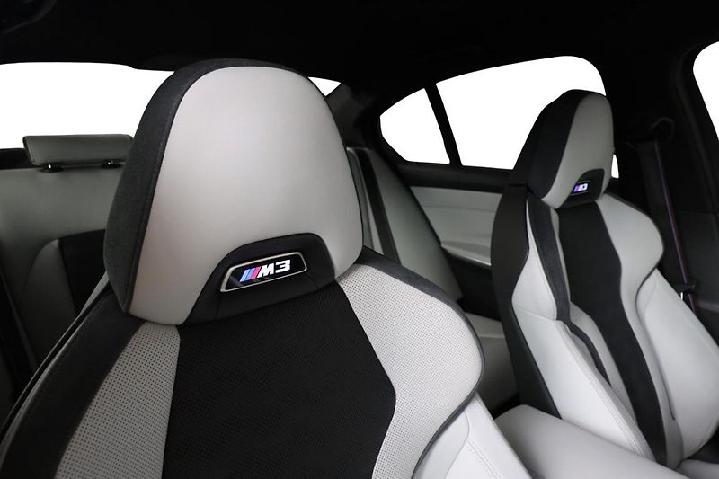 BMW M3 Competition xDrive Sedan - fotka 26 z 31