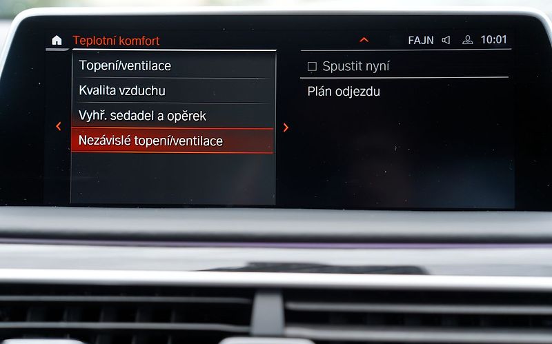 BMW Řada 7 740d xDrive/Laser/M paket/20/Č - fotka 44 z 50