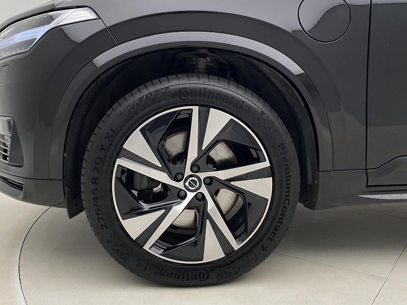 Volvo XC90 T8 AWD RECHARGE R-DESIGN 7míst - fotka 40 z 54