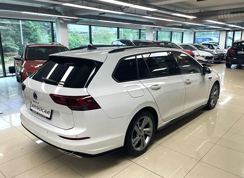 Volkswagen Golf Variant R-LINE 2.0TDI 110kW, ČR - fotka 6 z 32