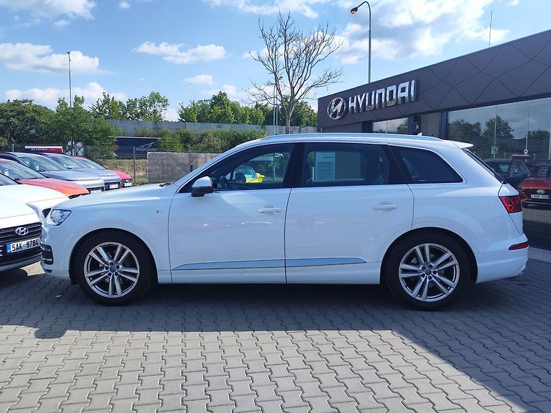 Audi Q7 3.0 TDI/200kW S-Line ČR Quattr - fotka 8 z 41