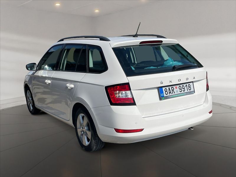 Škoda Fabia 1,0 TSI 70 Ambition - fotka 4 z 11
