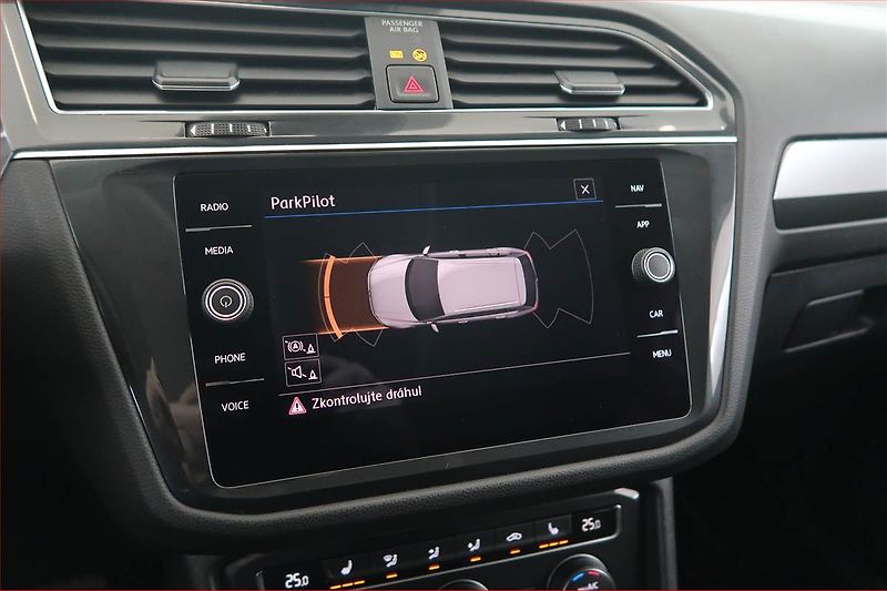 Volkswagen Tiguan Allspace (2019) Comfortline 2.0 TSI - fotka 16 z 19