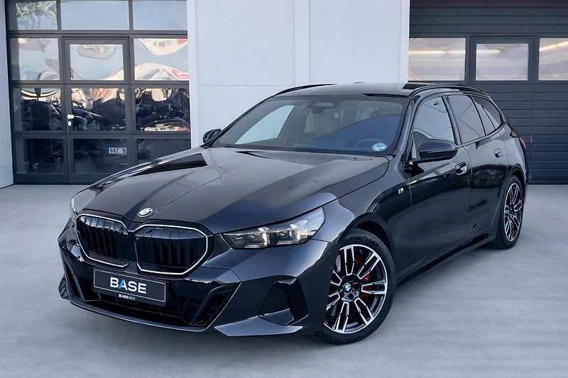 BMW Řada 5 540d xDrive Touring M-Sport  - fotografie inzerátu