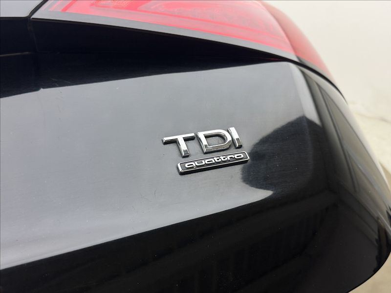 Audi Q5 3,0 4X4 EXCLUSIVE ROZVODY APOD - fotka 52 z 55