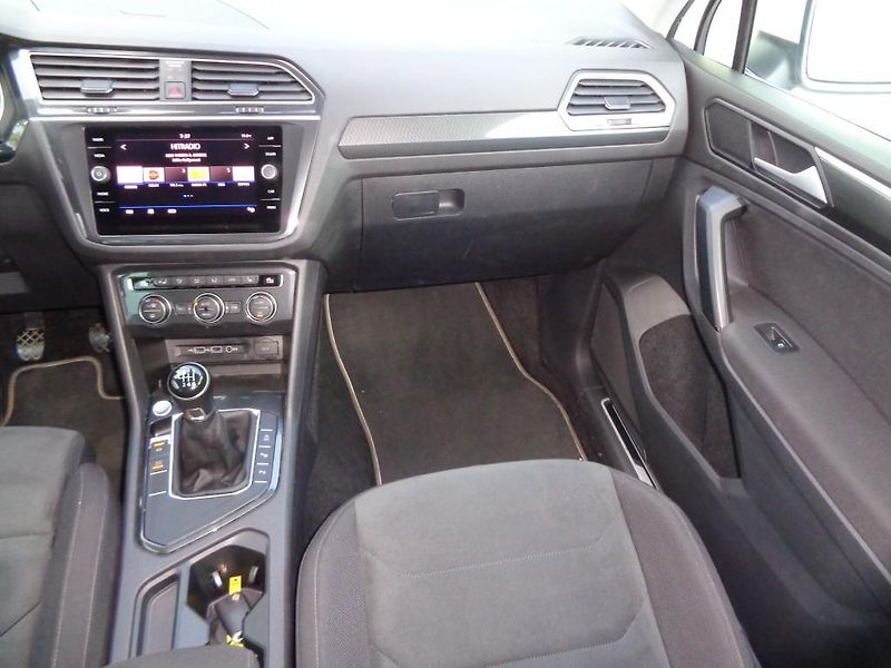 Volkswagen Tiguan 1.5 TSI MARATON EDITION - fotka 18 z 28
