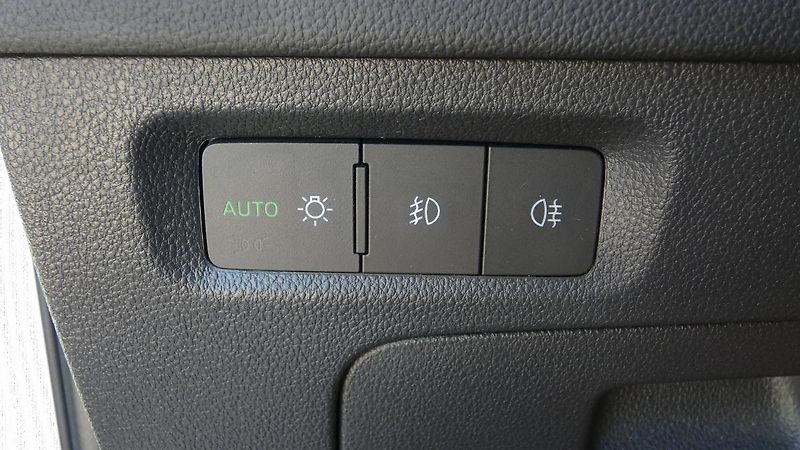 Škoda Octavia Combi 1,5 TSI Style - fotka 10 z 24