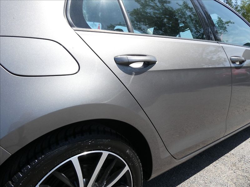 Volkswagen Golf 1,4 TSi 103kW DSG, webasto - fotka 13 z 51