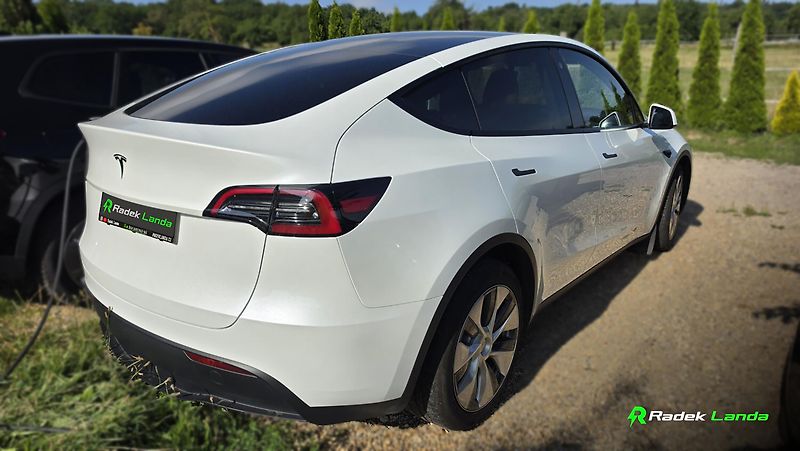 Tesla Model Y (2023) AWD | Boost, PPF, Koni tlumiče - fotka 2 z 14