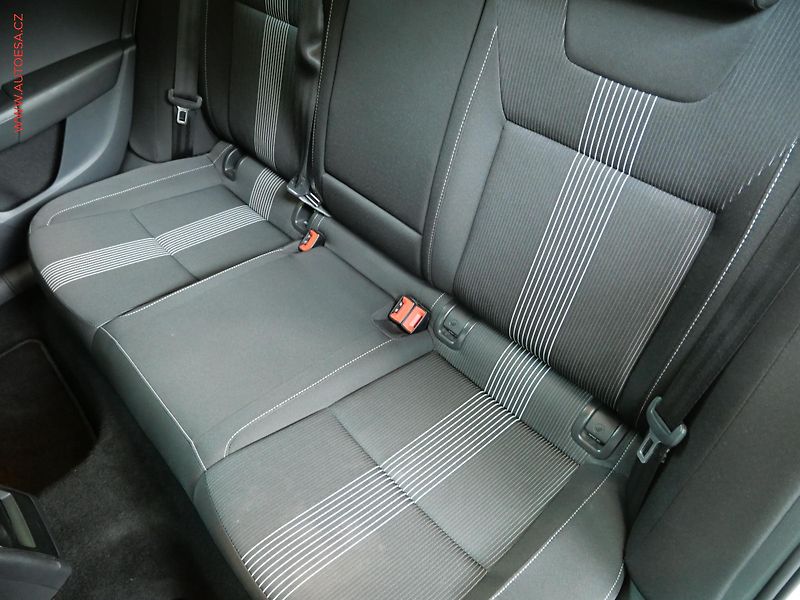 Škoda Octavia (2018) 2.0TDI 4x4, Style, DSG, LED - fotka 10 z 22