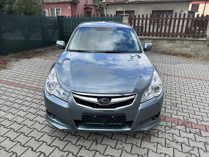 Subaru Legacy 2,0 Serviska 4X4 - fotka 10 z 21