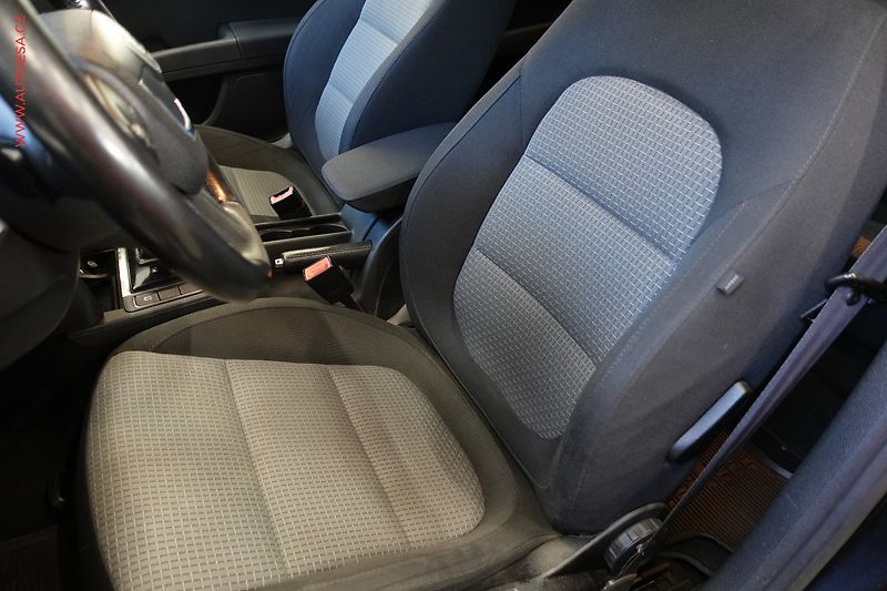 Škoda Superb (2011) 2.0TDi, DSG, bixen, TZ - fotka 9 z 21