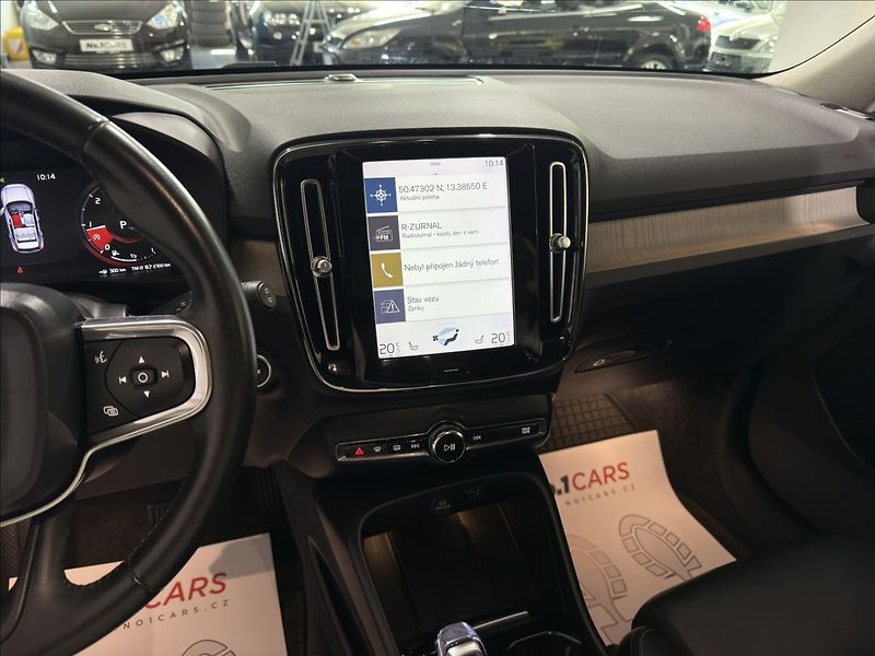 Volvo XC40 2,0   D4 INSCRIPTION ZÁRUKA 28 - fotka 14 z 46