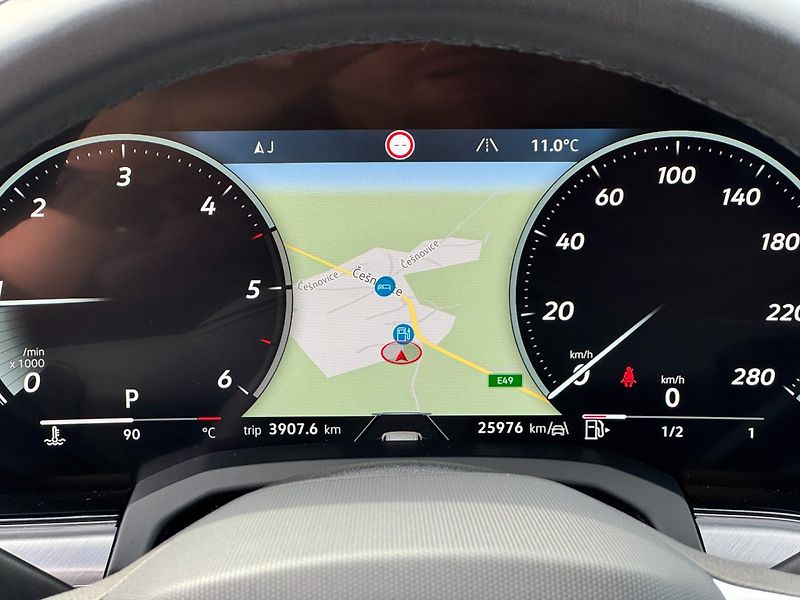 Volkswagen Touareg (2025) R-Line 3.0 TDI 4Motion 210kW - fotka 25 z 47