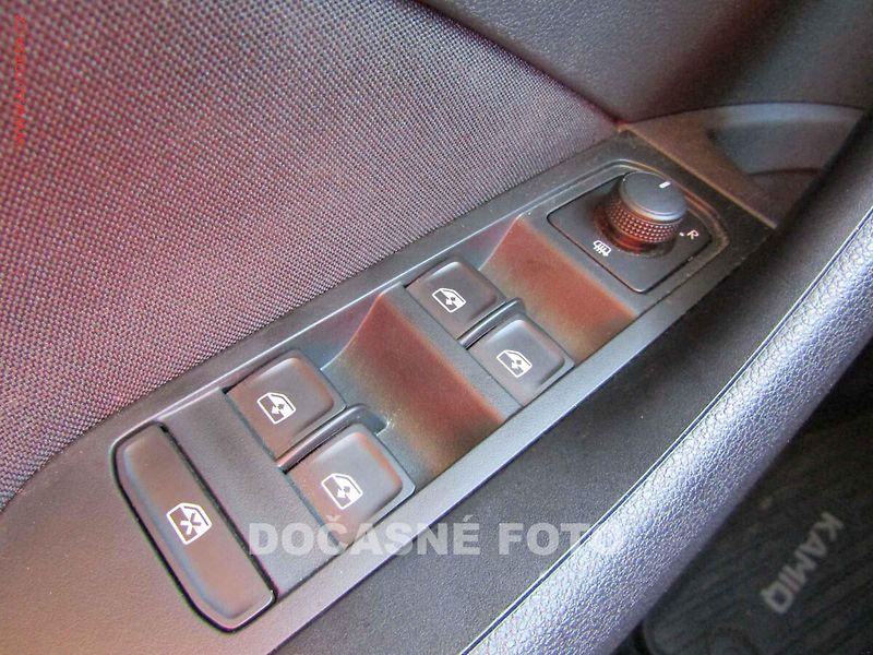 Škoda Kamiq (2021) 1.0TSi, ČR - fotka 11 z 18