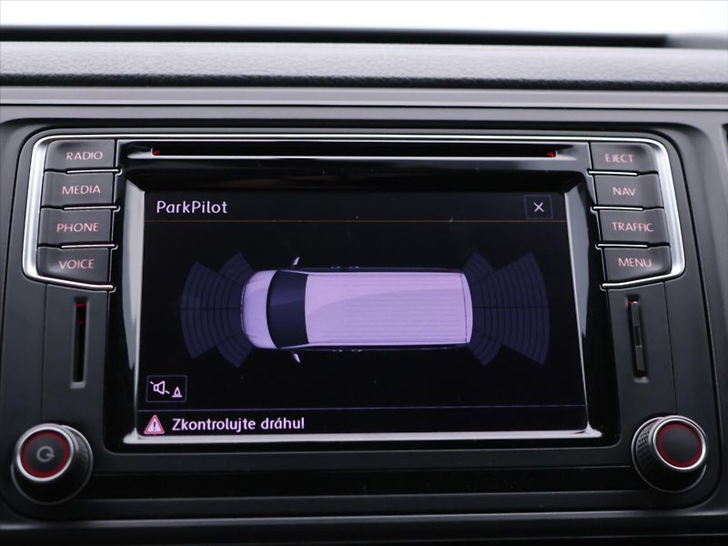 Volkswagen Caravelle 2,0 TDI 150kW DSG Comfort 8Mís - fotka 21 z 31
