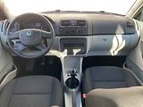 Škoda Fabia (2011) 1.2 TSi, Ambiente, výhřev sed - náhled 8
