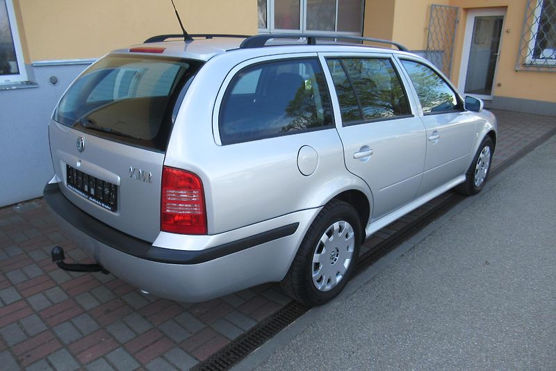 Škoda Octavia 1.9 TDi  KLIMA  TAŽNÉ - fotka 2 z 20