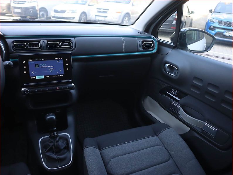 Citroën C3 (2021) 1.2 PureTech, Serv.kniha - fotka 8 z 18