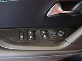 Peugeot 2008 (2022) Allure 1.2 PureTech, Automat - náhled 16
