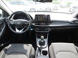 Hyundai i30 1,5 T-GDI mHEV Smart 117 kW - náhled 25