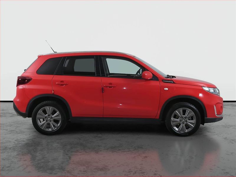 Suzuki Vitara (2022) 1.4 BoosterJet - fotka 6 z 16