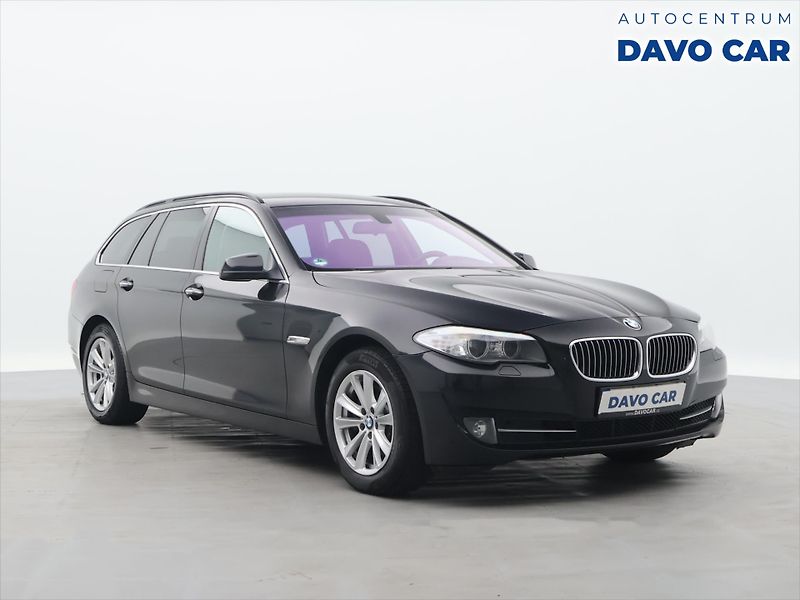 BMW Řada 5 3,0 530d 190kW Touring - fotografie inzerátu