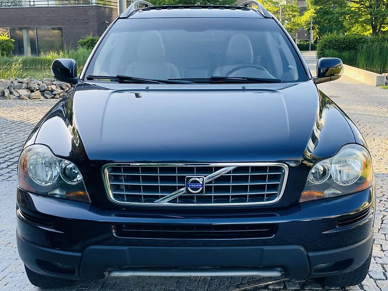 Volvo XC90 2.4D5 136KW 4x4 AUT SERVISKA - fotka 6 z 42