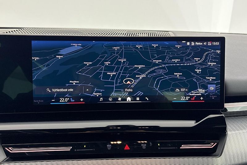 BMW Řada 5 540d xDrive Touring - fotka 19 z 24