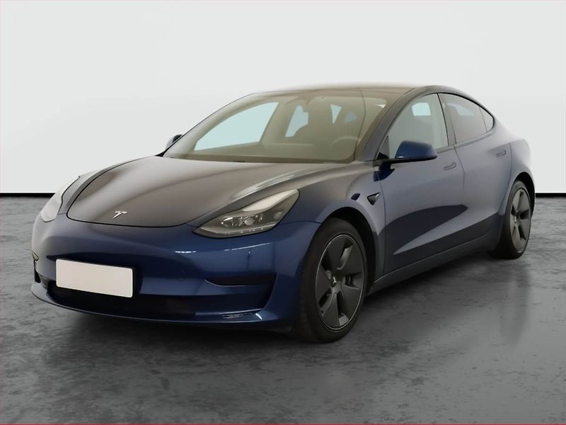 Tesla Model 3 (2021) Std Range Plus 52kWh, SoH 72% - fotka 2 z 20