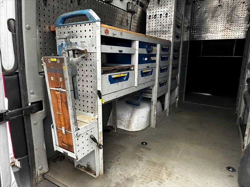 Mercedes-Benz Sprinter 2,1 516cdi 4X4 HMOTNOST 5t - fotka 13 z 34