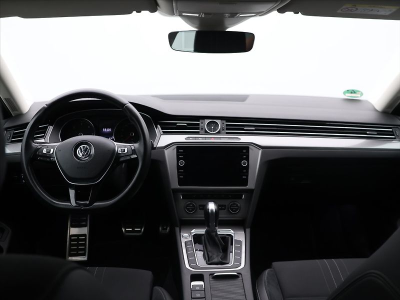 Volkswagen Passat 2,0 TDI 140kW Alltrack 4M DSG - fotka 20 z 28