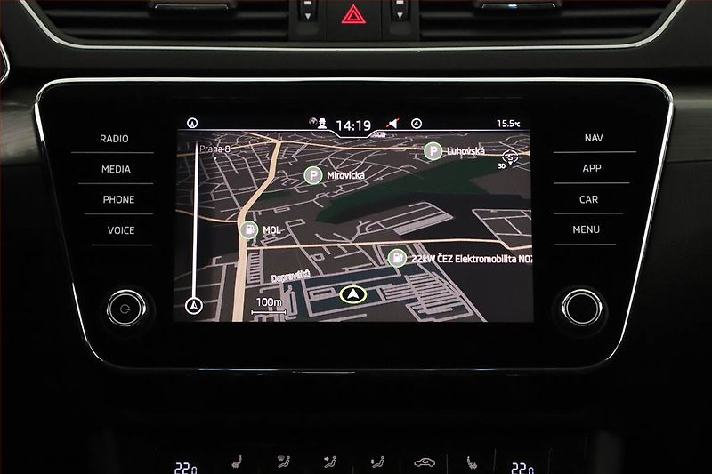 Škoda Superb (2024) Style 1.5 TSI - fotka 13 z 16