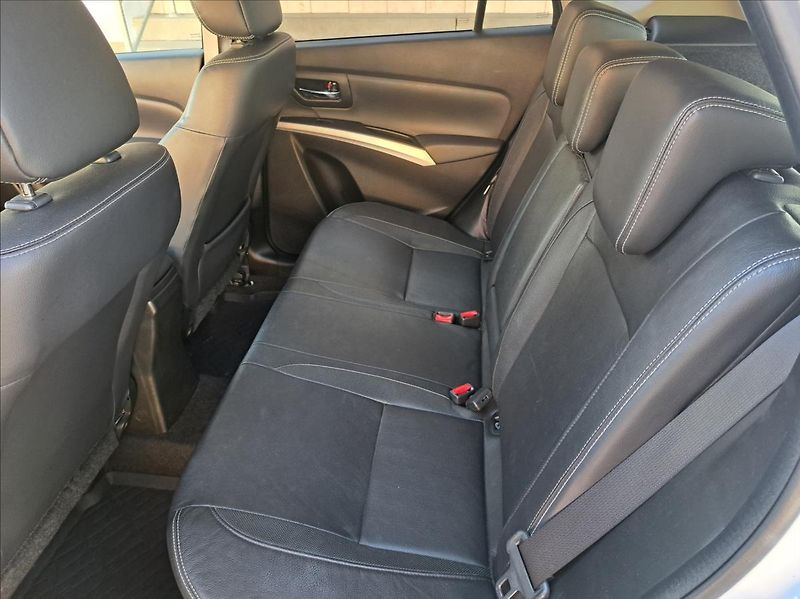 Suzuki SX4 S-Cross 1,6 DDiS - fotka 47 z 58
