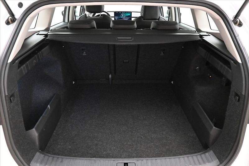 Škoda Enyaq iV 60 132kW SOH 88% Záruka až - fotka 10 z 31