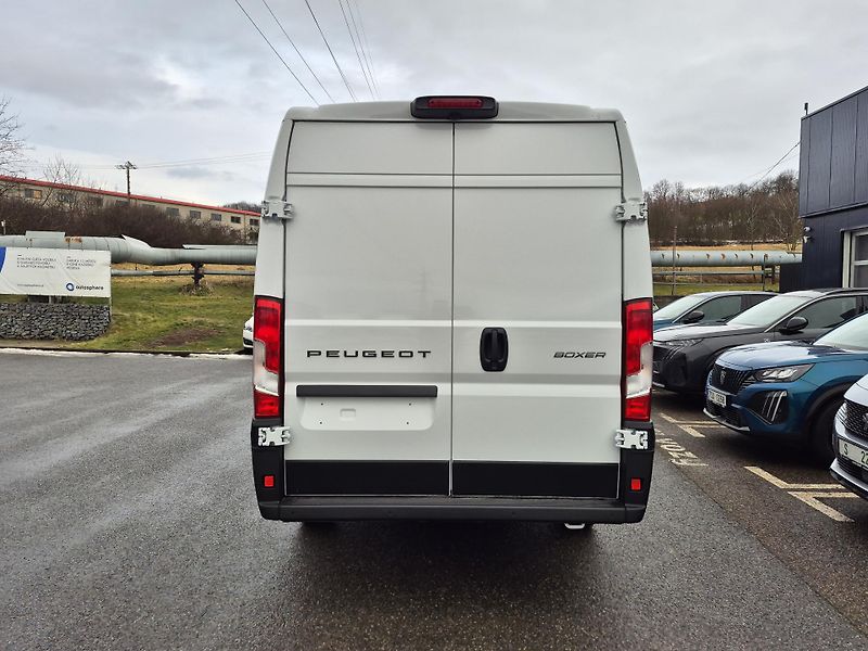 Peugeot Boxer (2026) 4350 L4H2 BlueHDi 180k S&S MAN - fotka 4 z 20