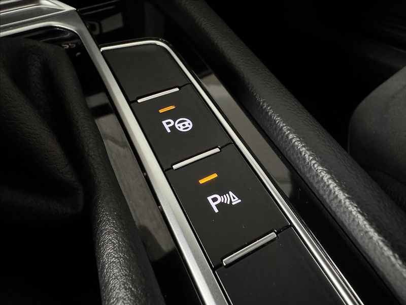 Volkswagen Arteon Shooting Brake 2,0 TDi  DSG R-Line IQ Light V - fotka 46 z 50
