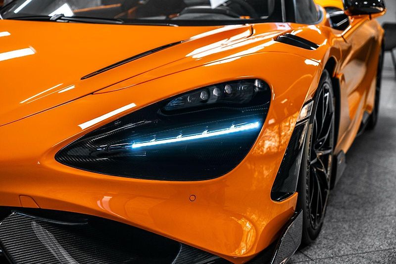 McLaren 765LT LIFT/B&W/MSO/CARBON/BREAKS - fotka 16 z 40