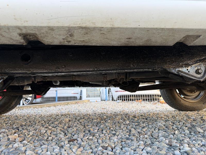 Suzuki Jimny 1,3i/63kW 4x4 - Klima,TZ,... - fotka 65 z 70