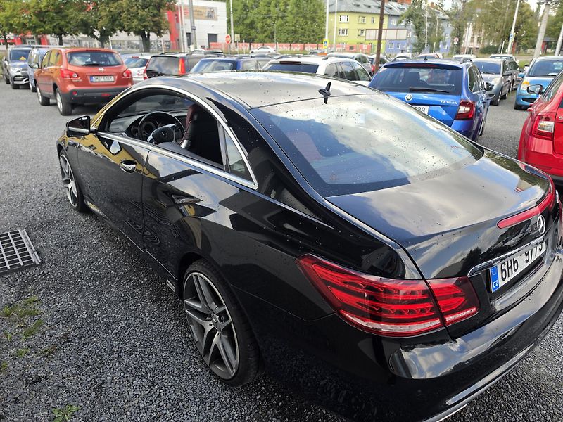 Mercedes-Benz Třídy E 250CDI  AMG Facelift Led - fotka 16 z 16