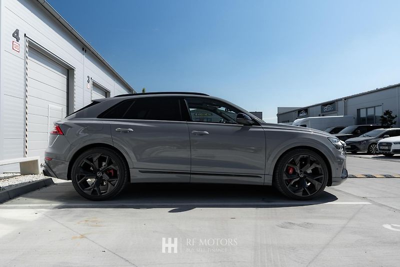 Audi SQ8 (2022) 4.0 TFSI 373kW quattro - fotka 7 z 44