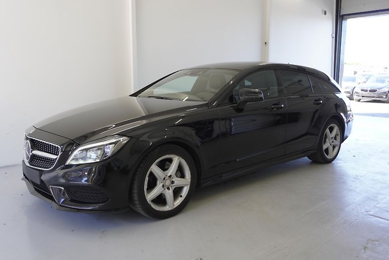 Mercedes-Benz CLS 3,0D 4MATIC AMG-LINE  - fotka 1 z 29
